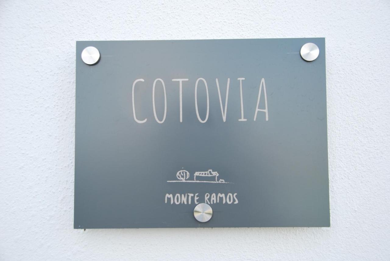 Hostal Monte Ramos Ferreira Do Alentejo Exterior foto