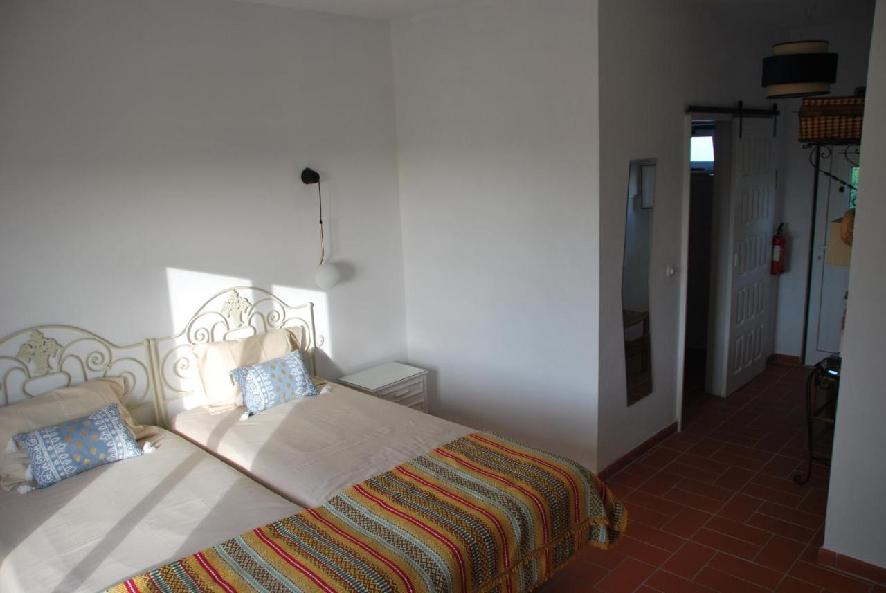 Hostal Monte Ramos Ferreira Do Alentejo Exterior foto
