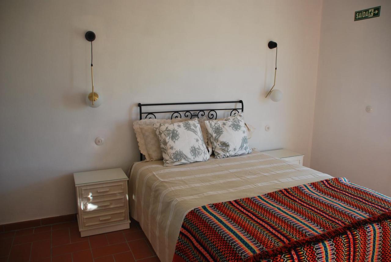 Hostal Monte Ramos Ferreira Do Alentejo Exterior foto