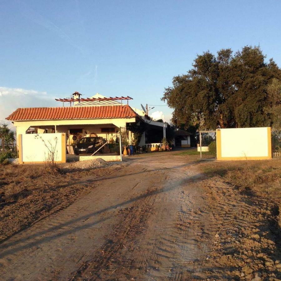 Hostal Monte Ramos Ferreira Do Alentejo Exterior foto
